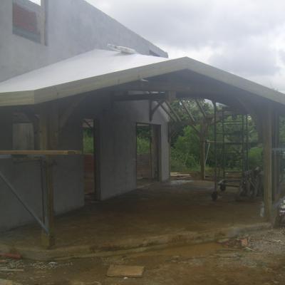 Planche de rive et plafond PVC